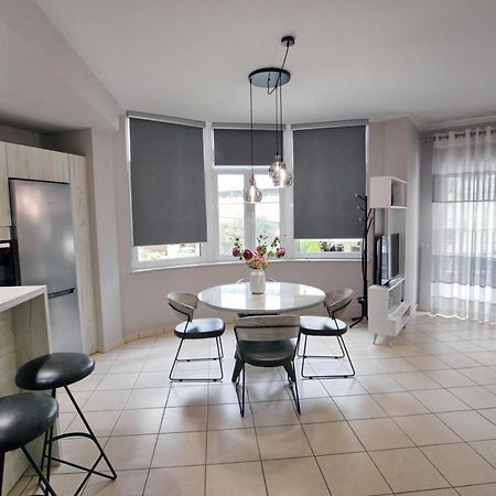 Ioanna'S Luxury Two Bedroom Apartment นาฟปลิโอ ภายนอก รูปภาพ
