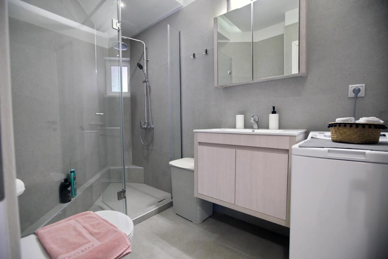 Ioanna'S Luxury Two Bedroom Apartment นาฟปลิโอ ภายนอก รูปภาพ